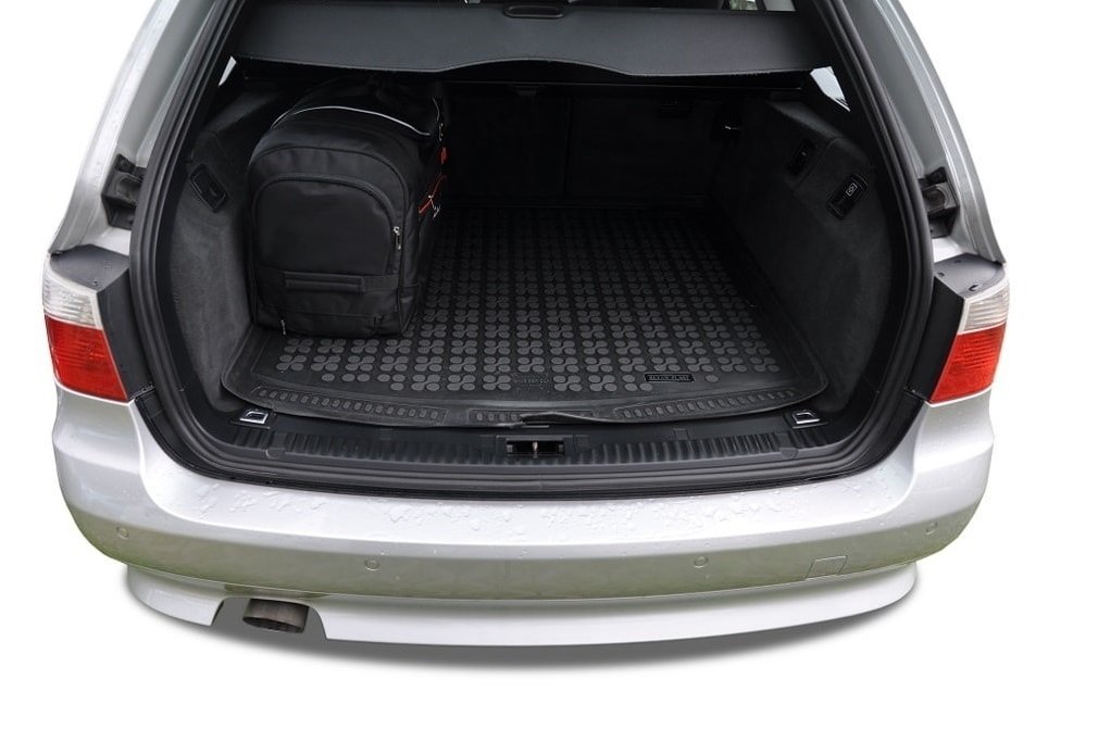 BMW SÉRIE 5 TOURING E61 (2003/2010) - Pack de 5 sacs de voyage sur-mesure KJUST AERO