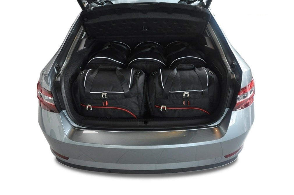 SKODA SUPERB LIFTBACK III (2015/+) - Pack de 5 sacs de voyage sur-mesure KJUST SPORT