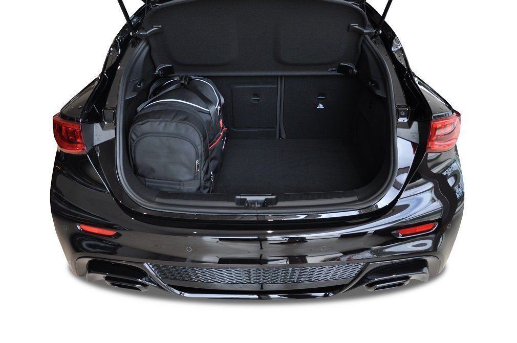 INFINITI Q30 I (2015/+) - Pack de 4 sacs de voyage sur-mesure KJUST AERO