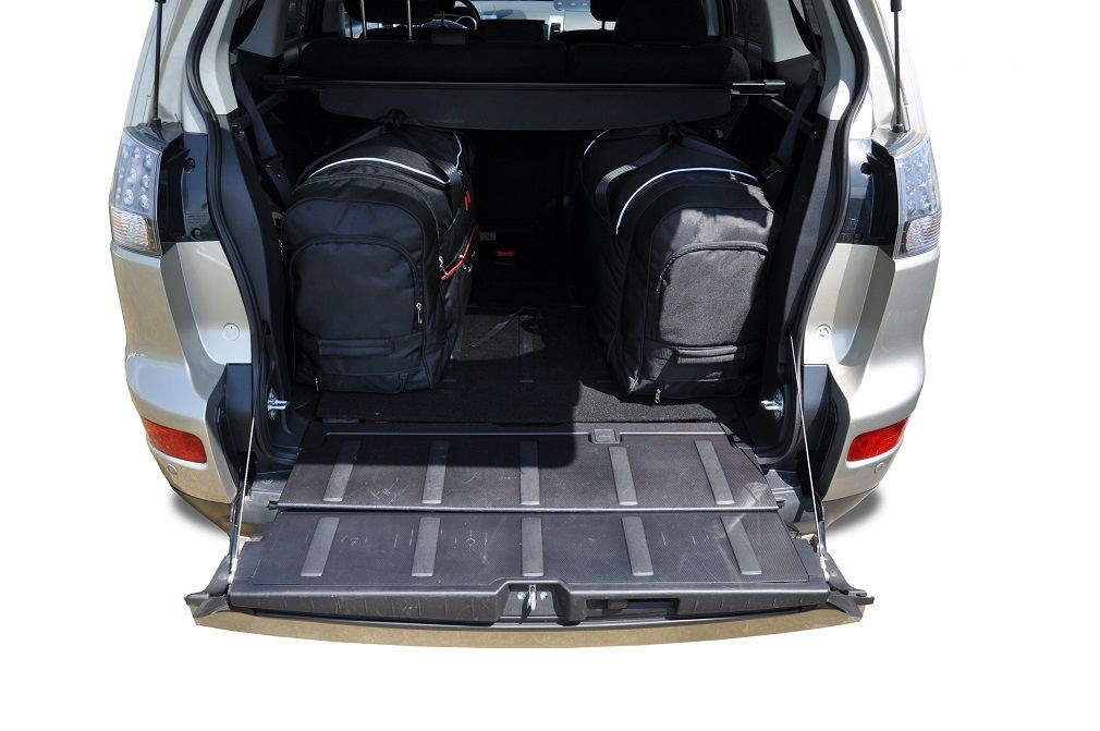 MITSUBISHI OUTLANDER II (2006/2012) - Pack de 4 sacs de voyage sur-mesure KJUST SPORT