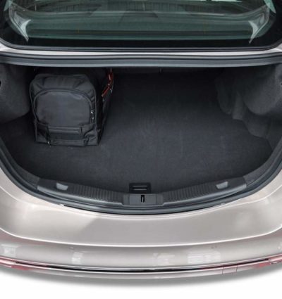 FORD MONDEO LIMOUSINE V (2014/+) - Pack de 5 sacs de voyage sur-mesure KJUST SPORT