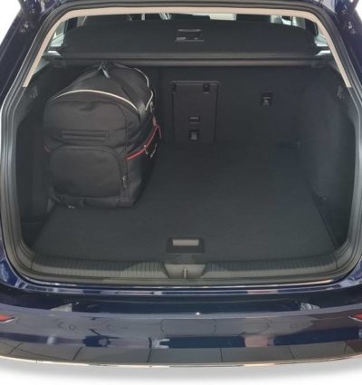 VW GOLF ALLTRACK VIII (2020/+) - Pack de 5 sacs de voyage sur-mesure KJUST SPORT