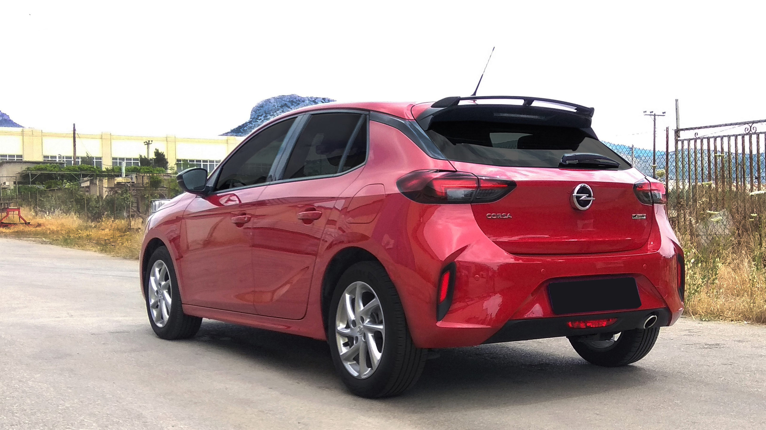 Aileron / Becquet pour Opel Corsa F (2019-Present) – VikingAuto : Tout  l'équipement pour votre auto
