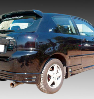 VikingDesign - Ajout de parechoc arrière Gloss Black pour Toyota Corolla E12 H/B (2002-2007)