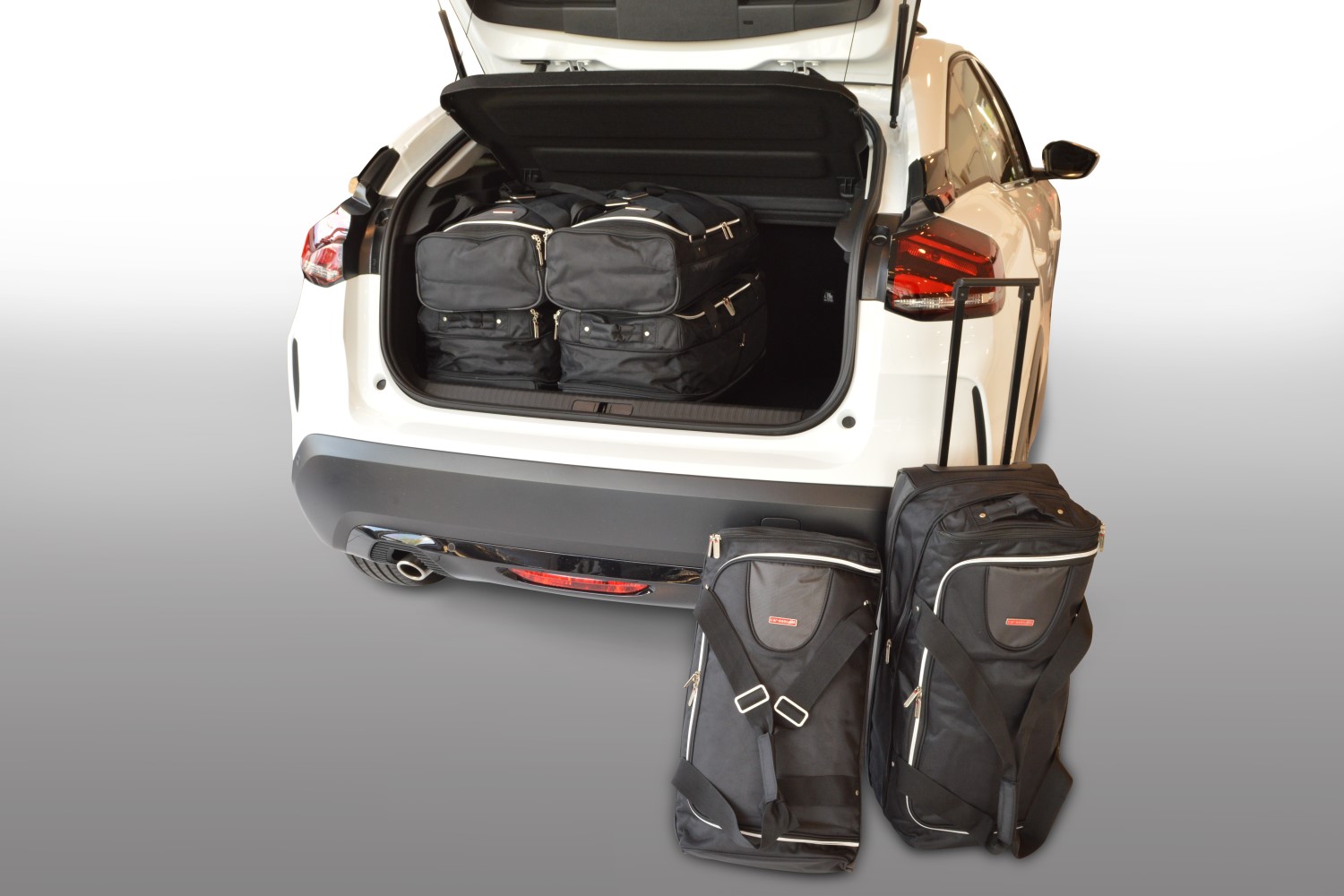 Pack de 6 sacs de voyage sur-mesure pour Citroën C4 III (depuis 2021) –  VikingAuto : Tout l'équipement pour votre auto