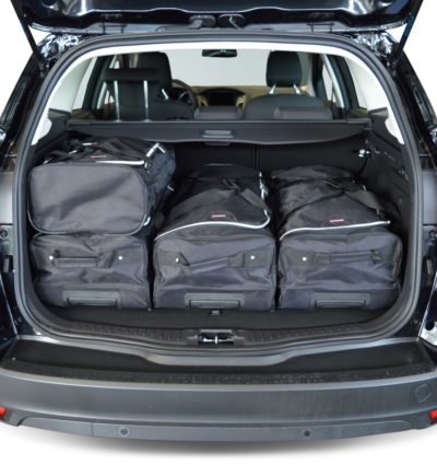 Pack de 6 sacs de voyage sur-mesure pour Ford Focus III (de 2010 à 2018) - Gamme Classique