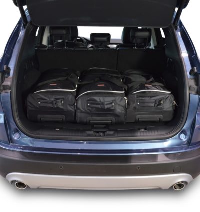 Pack de 6 sacs de voyage sur-mesure pour Ford Kuga III PHEV (depuis 2019) - Gamme Classique